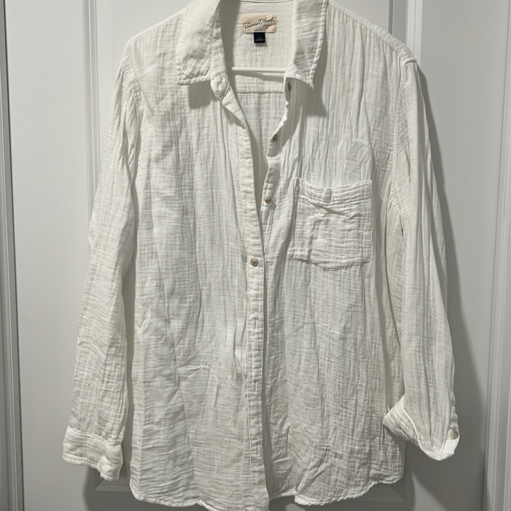 Target - universal thread button down. Linen material